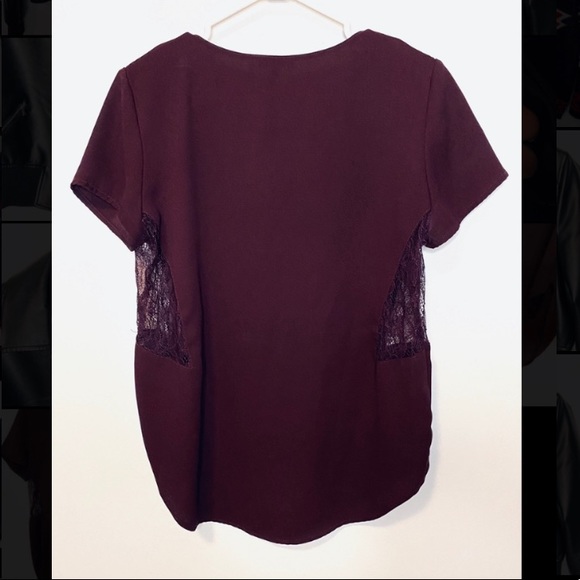 Flowy T-Shirt w/ Lace Panelling - Dynamite - Picture 2 of 6